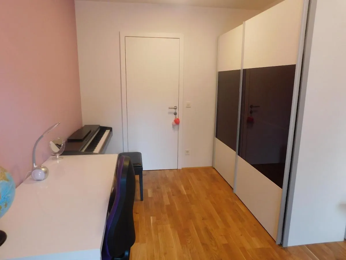 Apartment Ypsilon Ljubljana